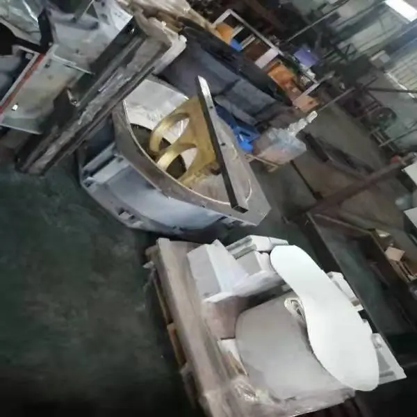 Copper melting furnace for brass faucet production