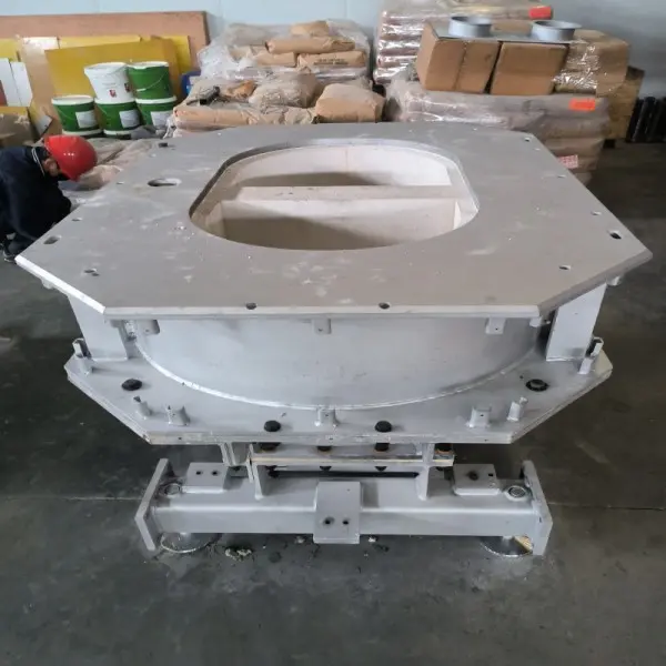 Industrial melting furnace for brass casting